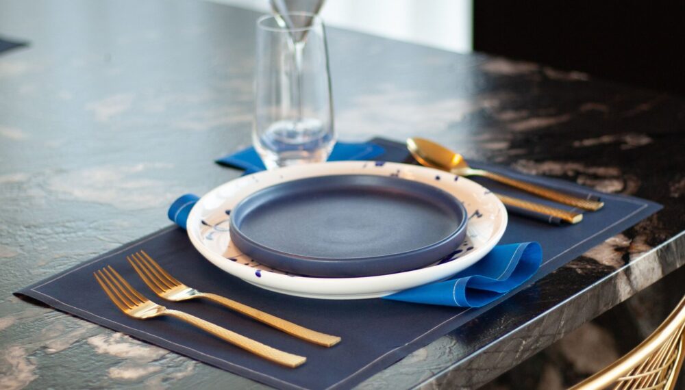 blue napkin placemat set